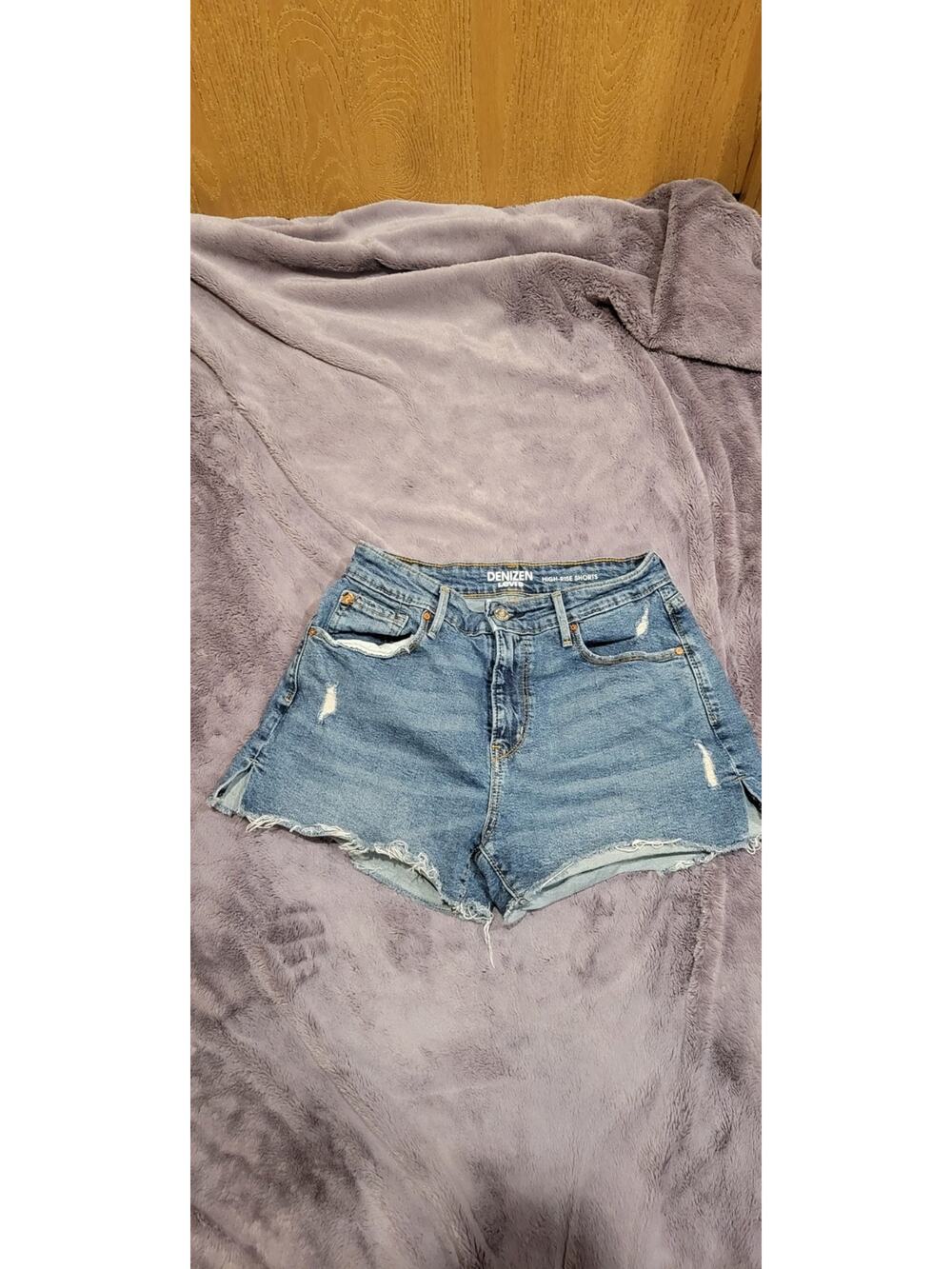 Levi Denizen Jean Shorts Womens 4 High Rise Distressed Denim Summer Festival